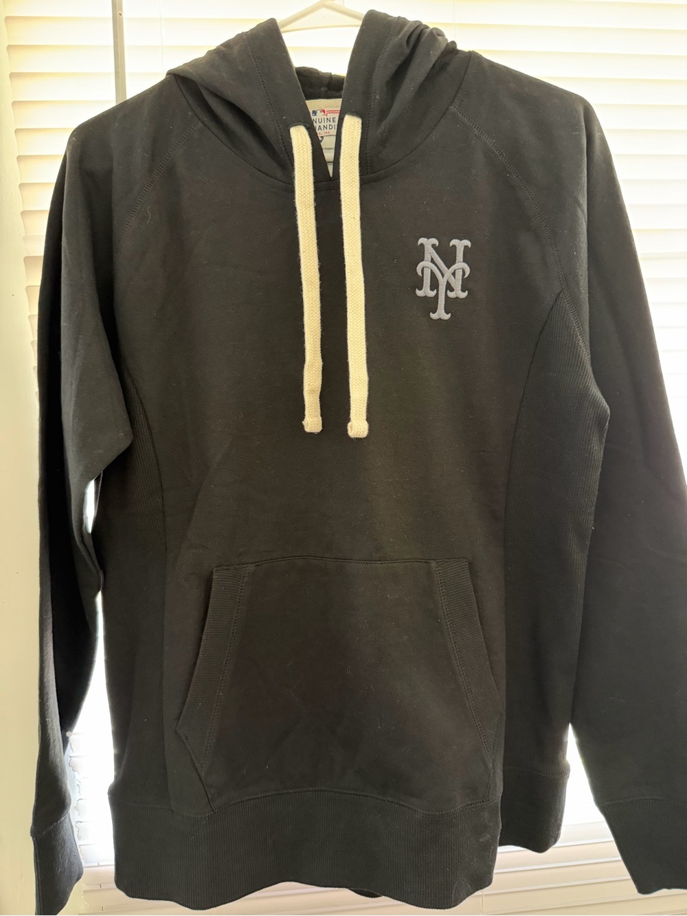 New York Mets Black Hoodie - Women’s Medium
